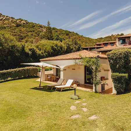 Aethos Sardinia ホテル