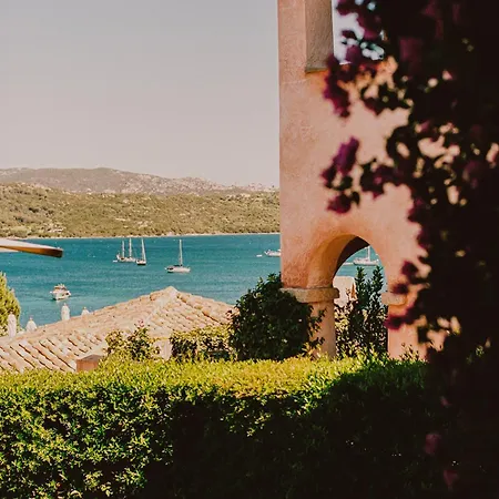Aethos Sardinia Otel 5*