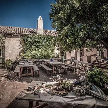 Otel Aethos Sardinia Cannigione
