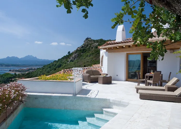 Otel Aethos Sardinia 5*