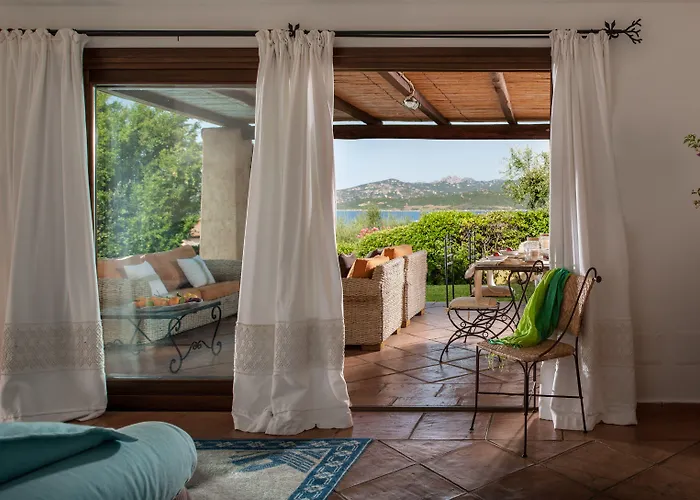 Otel Aethos Sardinia 5*