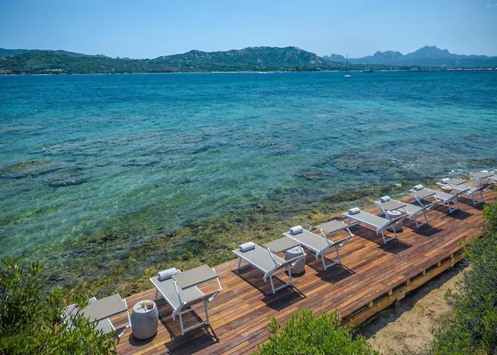 Otel Aethos Sardinia 5*