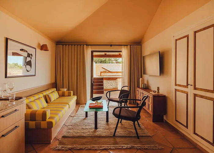 Otel Aethos Sardinia 5*